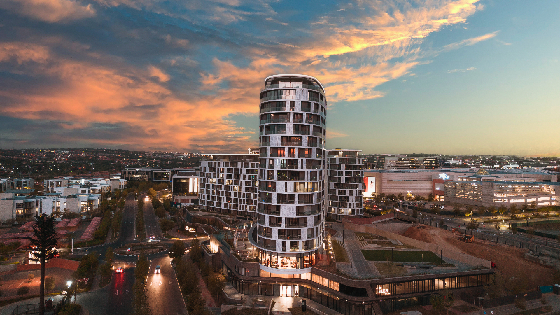 Ellipse Waterfall exterior